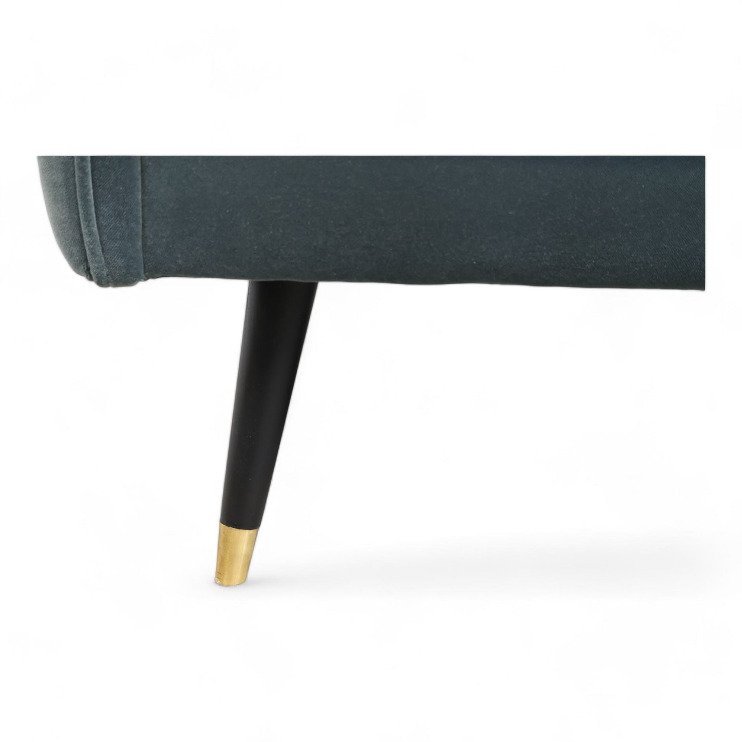 Nyrenset | Ilva 3-seter sofa med puff