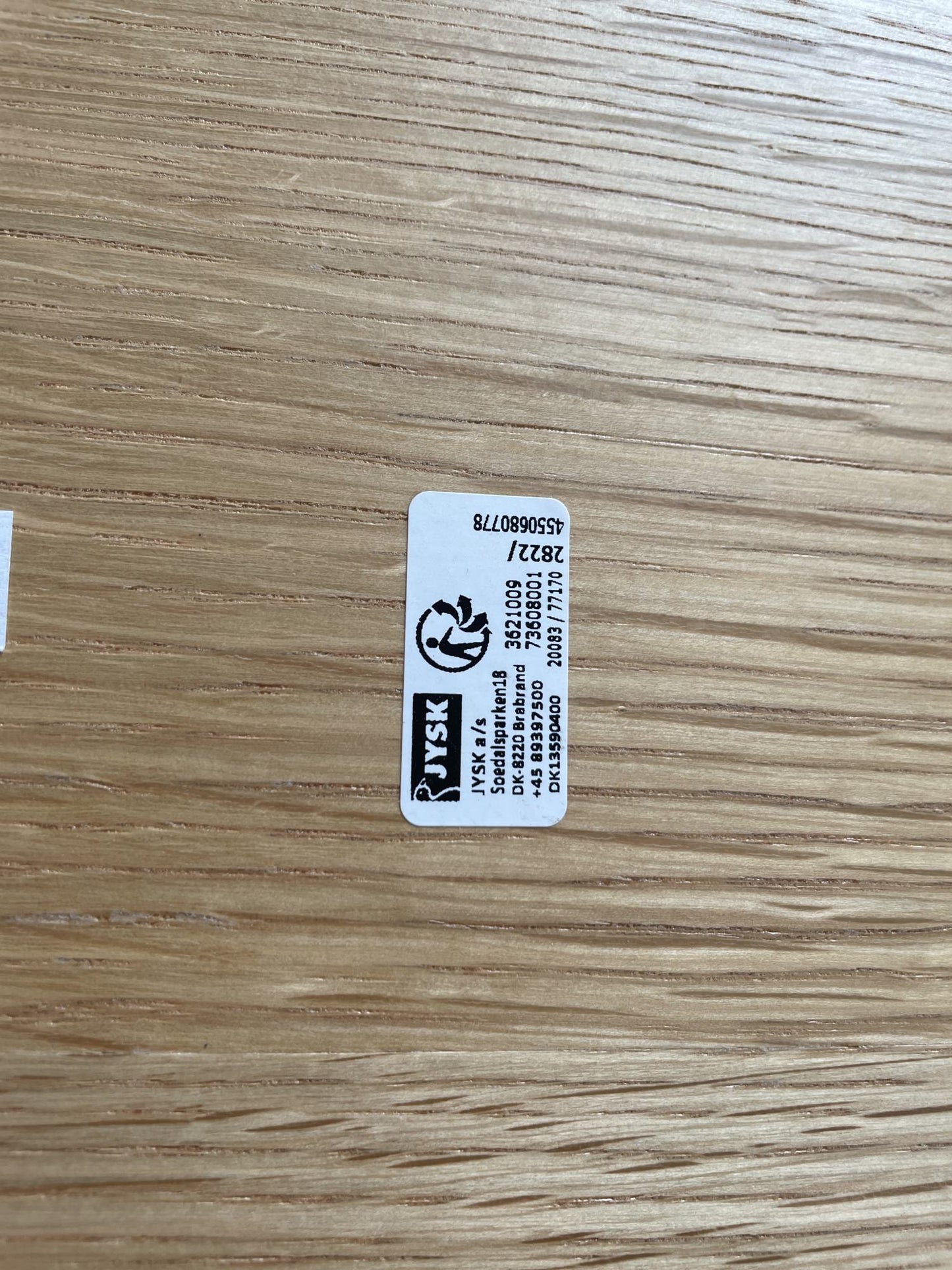 Kvalitetssikret | KALBY rundt spisebord i lys eikefinér og massiv eik fra Jysk