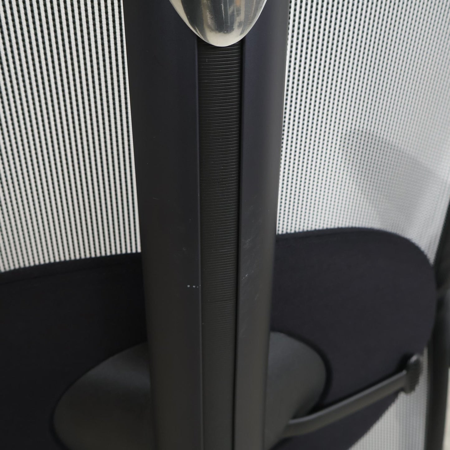 Nyrenset | Håg H09 kontorstol med armlener og hjul