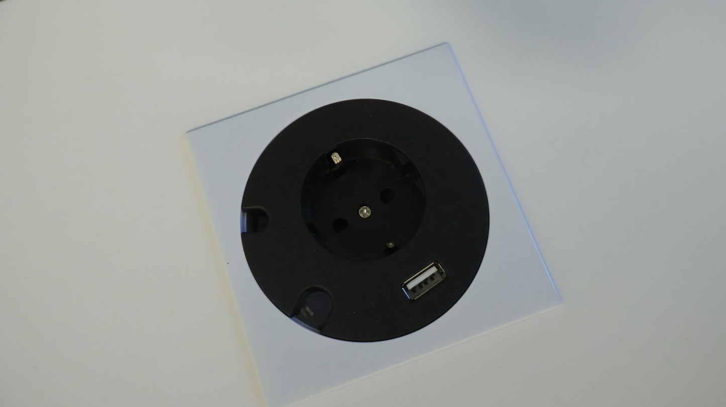 Skrivebord fra Dencon, elektrisk hev/senk, 120