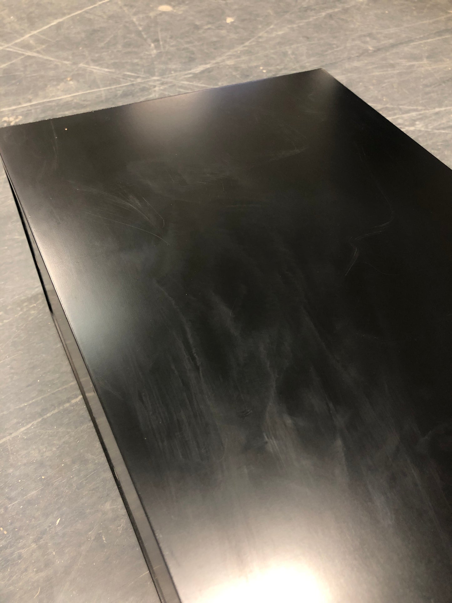 Cholet nattbord fra A-Møbler