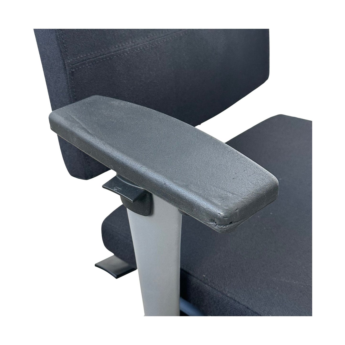 Kontorstol fra ISKU, Slim, svart