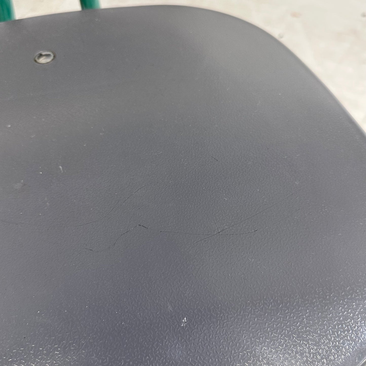 Elevstol Casper 299P, grå