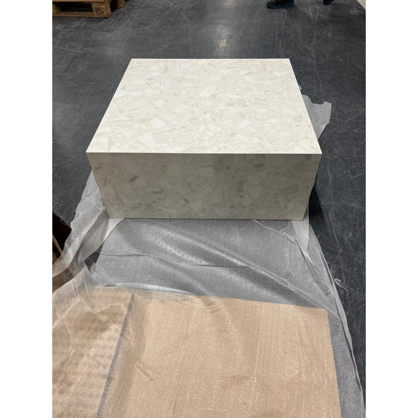 Hedda sofabord fra Kid, multi beige, 75x75x35 cm