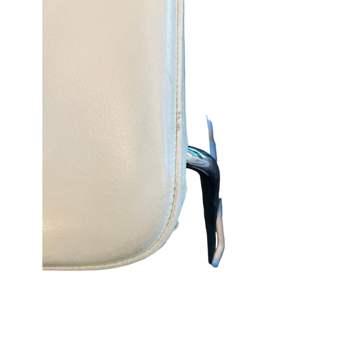 Stol Johanson Design Studio