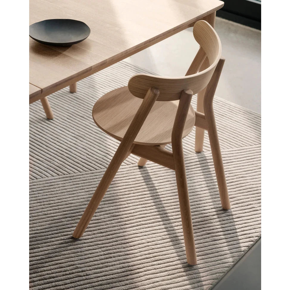 Oaki spisestol fra Northern, lys eik