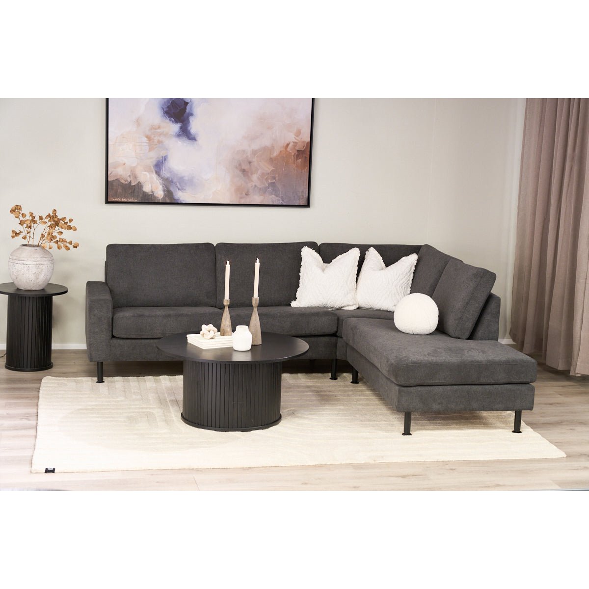 London Bridge hjørnesofa fra A-Møbler, Mito, 04 Mørkegrå