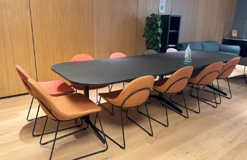 Edsbyn Feather møtebord