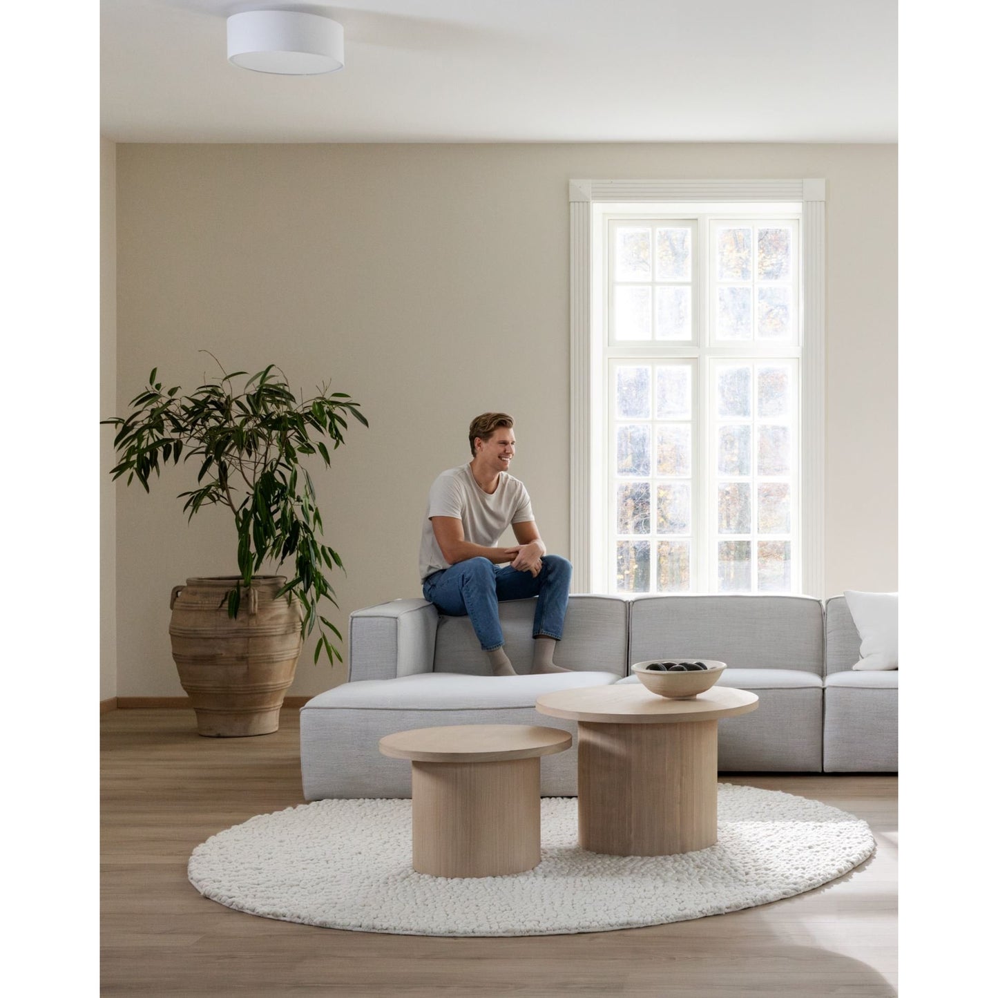 Selja sofabord fra Kid, eikefiner, Ø60 cm