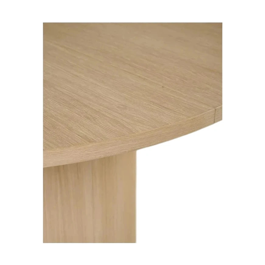 Mie spisebord fra Kid, Ø127 cm, natur eikefiner