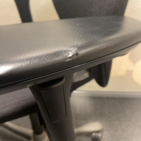 Plus kontorstol fra Kinnarps i svart