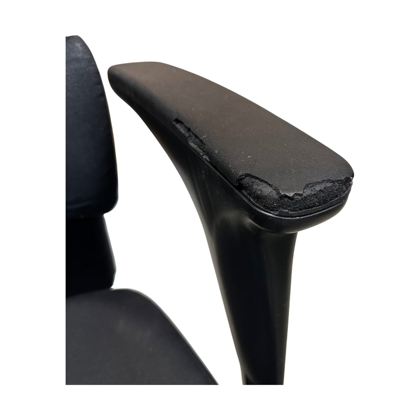 Augustus kontorstol fra Savo, svart