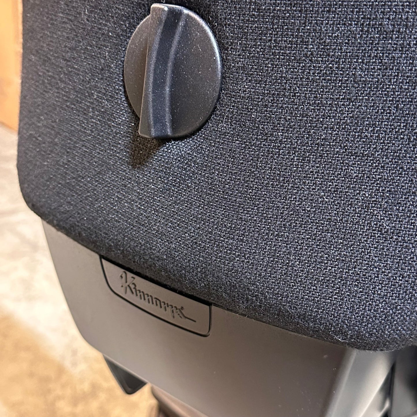 Kontorstol fra Kinnarps, svart