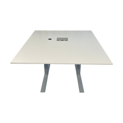 Kinnarps Oberon møtebord, hvit, 140x130 cm