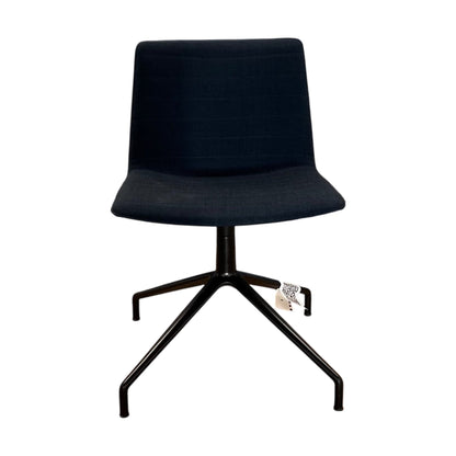 Møteromsstol, mørkeblå