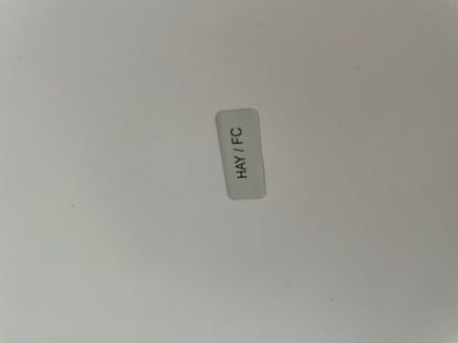 Loop Stand Round Table spisebord fra HAY, 105x75 cm, hvit laminat