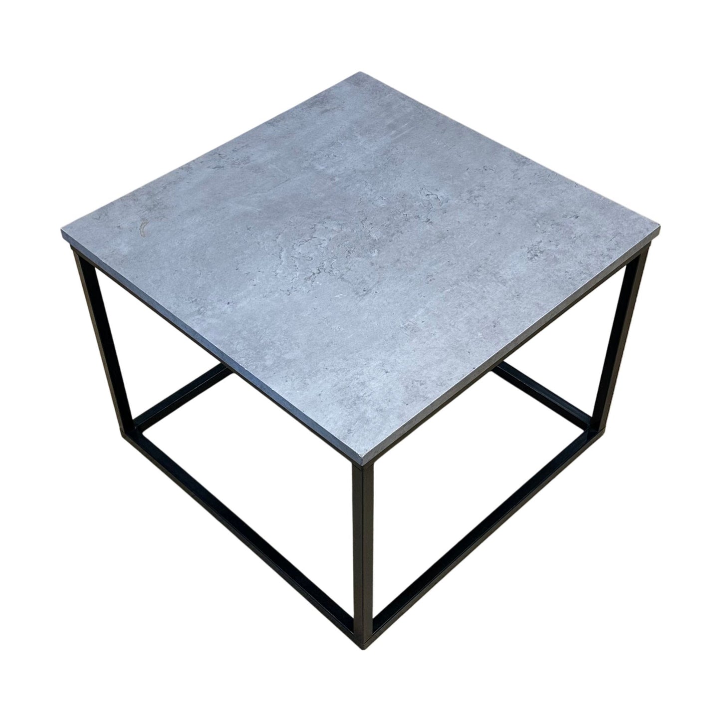 Sidebord fra JYSK, imitert betong, 60x60 cm