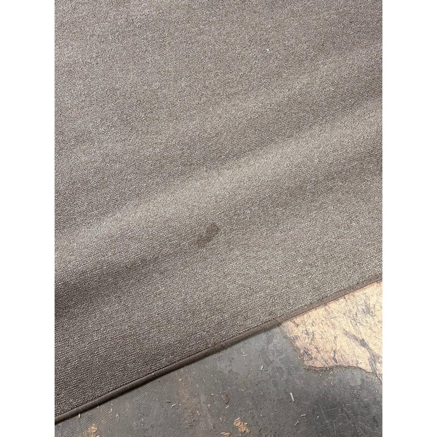 Stort teppe i beige, 350x400 cm