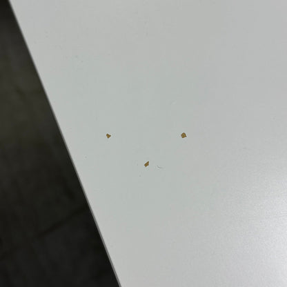 Trotten skrivebord fra IKEA, hvit laminat, 120x70 cm