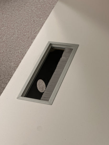 Skrivebord i hvit, 160cm