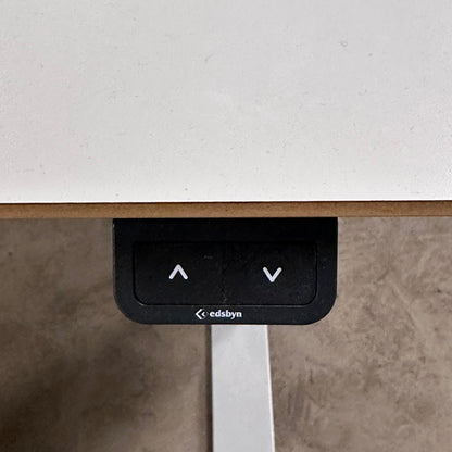 Elektrisk hev/senk skrivebord 130x80 cm, grå laminat, Edsbyn