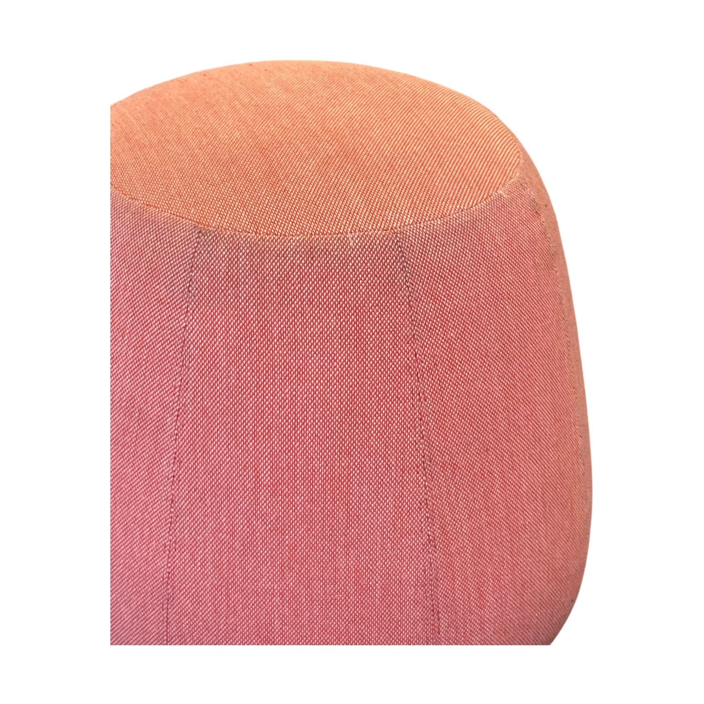 Puff fra Arper, lakserosa, 43x43x45 cm