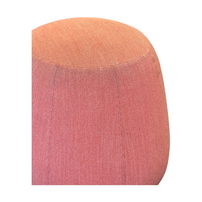 Puff fra Arper, lakserosa, 43x43x45 cm