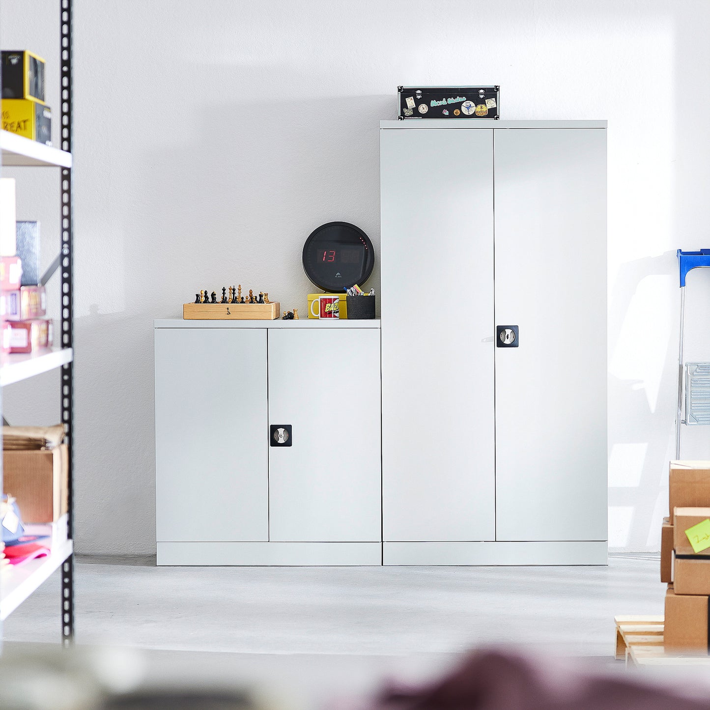 Oppbevaringsskap CLICK, flatpakket, H1800 B916 D422 mm, grå