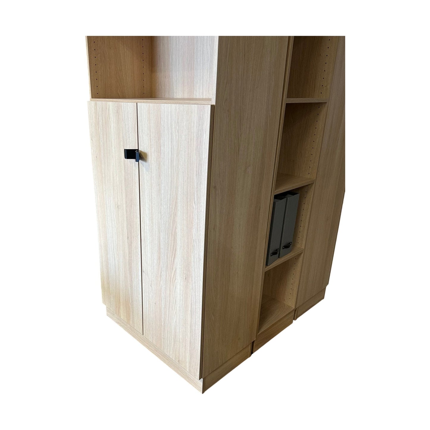 Bokhylle QBUS fra AJ Produkter, 4 hyller, eik