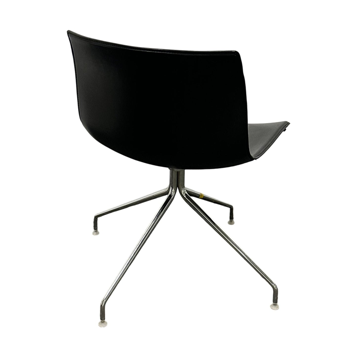 Catifa 53 spisestol i sort skinn