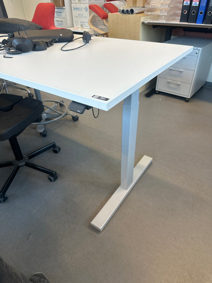 Elektrisk hev/senk skrivebord 180x80 cm, hvit, Linak
