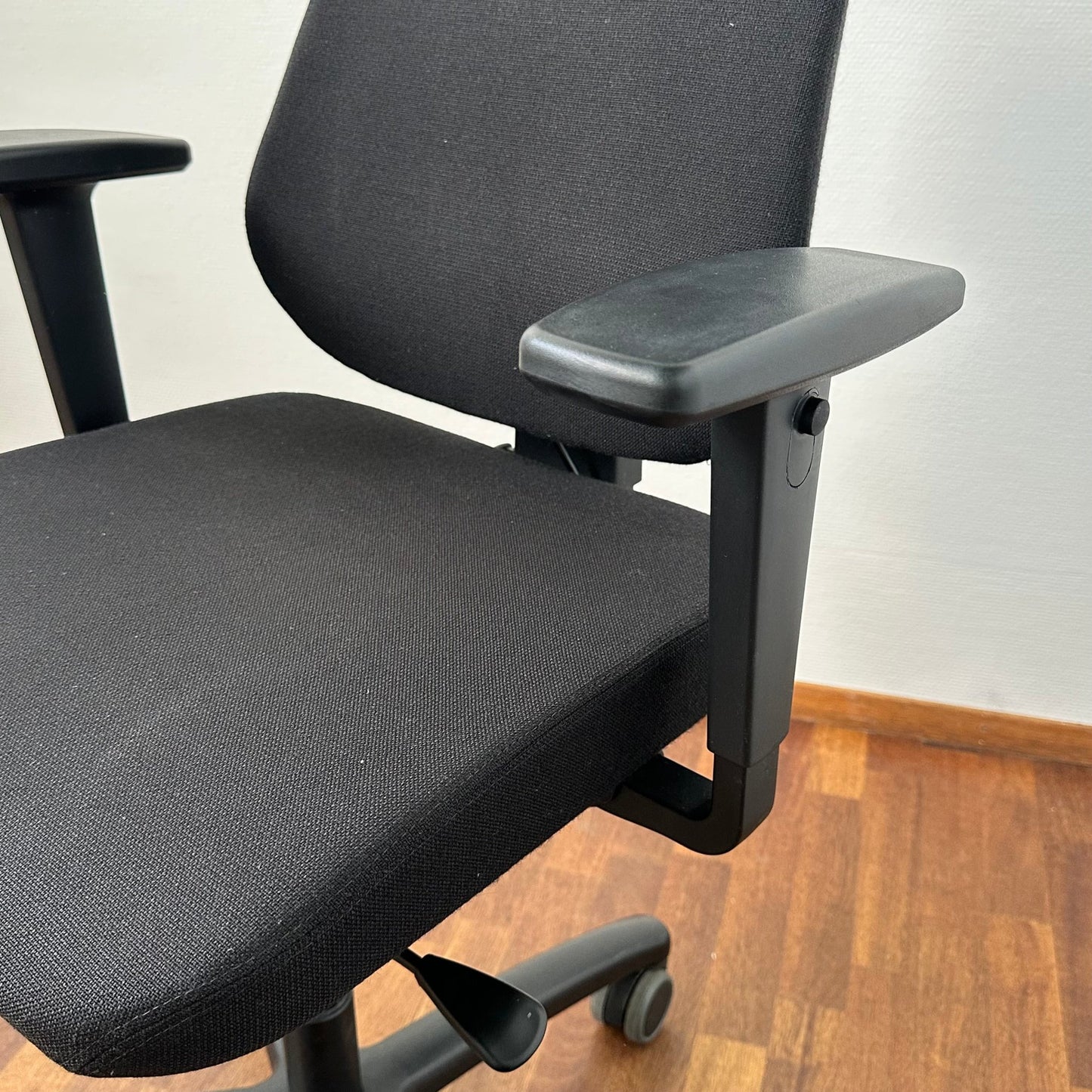 RBM 839 kontorstol, sort