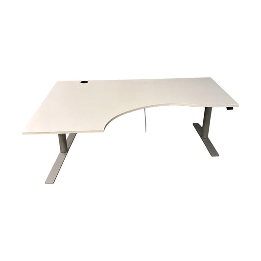 Elektrisk hev/senk hjørnebord fra Kinnarps, 180x120cm