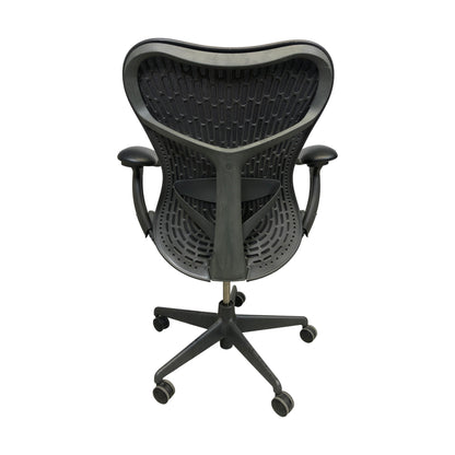 Herman Miller Mirra 2 kontorstol i Graphite