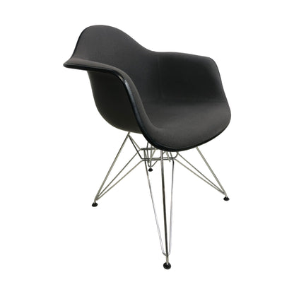 Eames møteromsstol fra Vitra, grått ullstoff