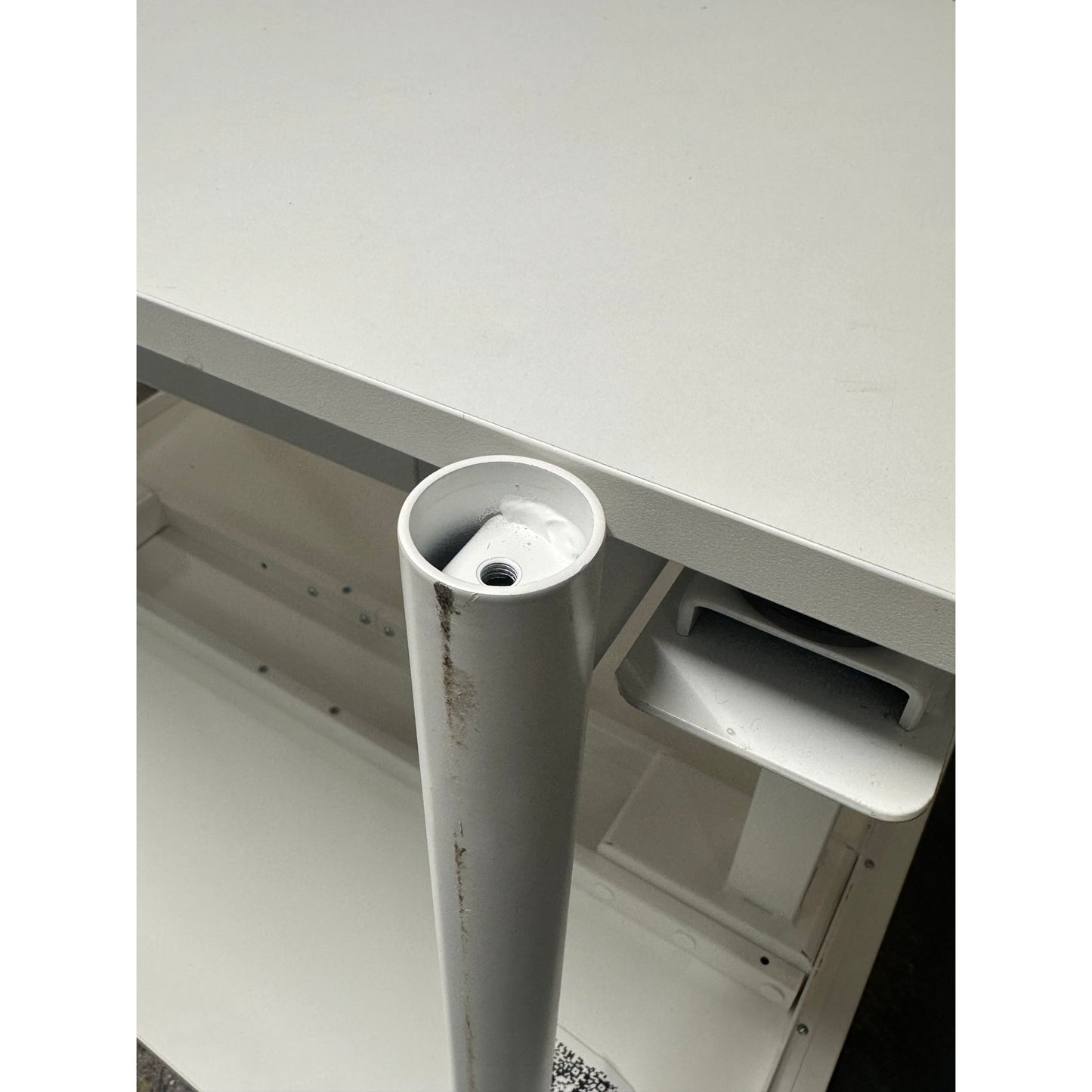 Skrivebord 120x75 cm, hvit laminat