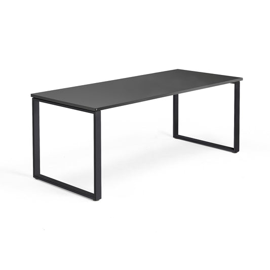 Skrivebord QBUS, o-stativ, L1800 B800 H740 mm, svart/svart fra AJ Produkter