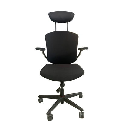 Savo Maxikon kontorstol