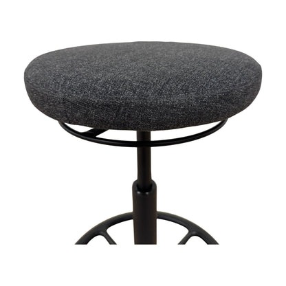 Lidkullen krakk fra IKEA