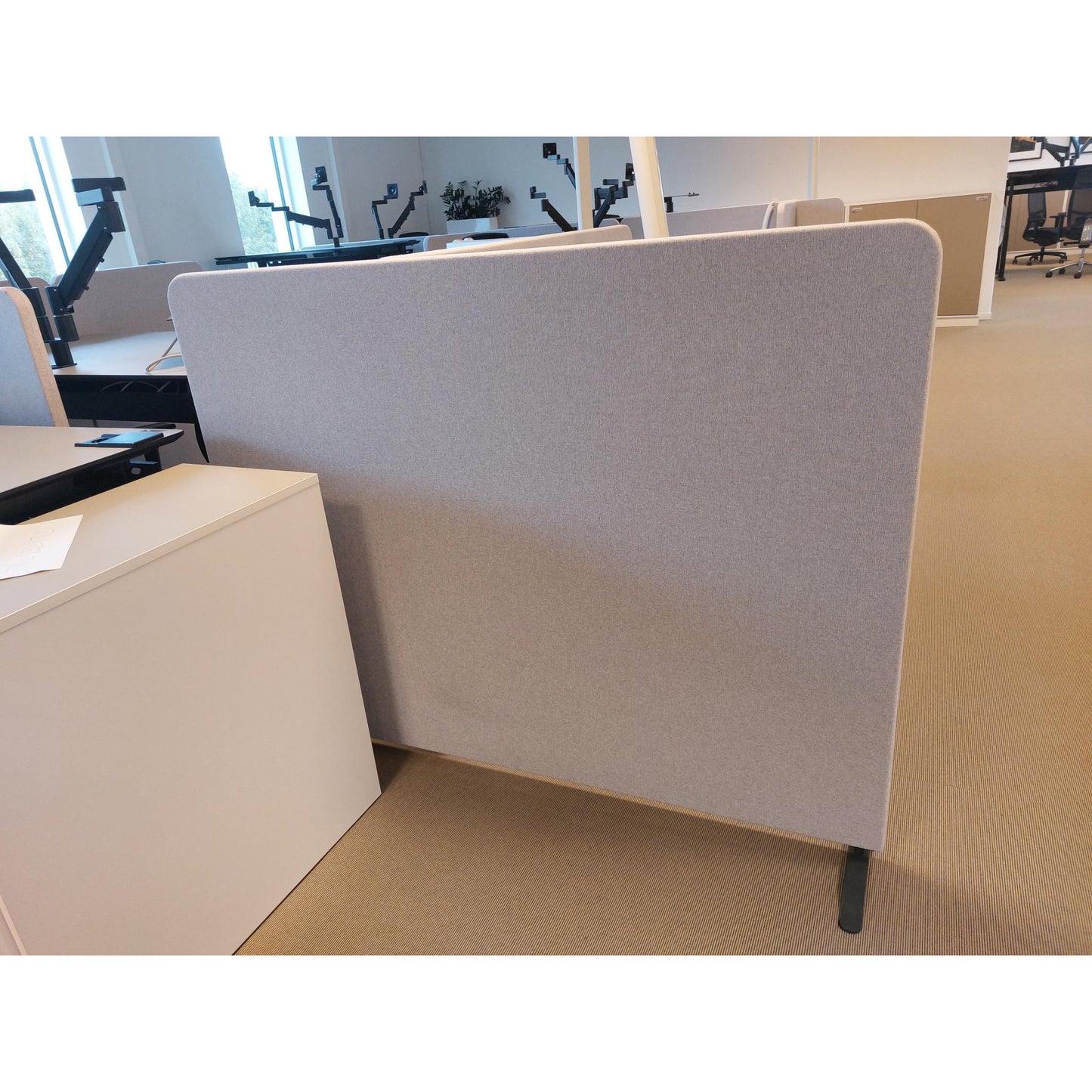 Wing skillevegg fra Scan Sørlie, 160x125 cm, tekstiltrukket