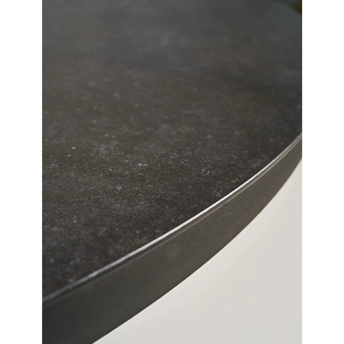 Alessandra Hagebord svart - ø140