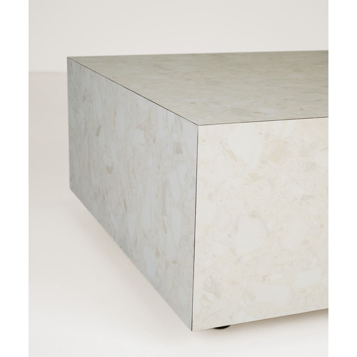 Hedda Sofabord fra Kid, multi beige, 75x75x35 cm