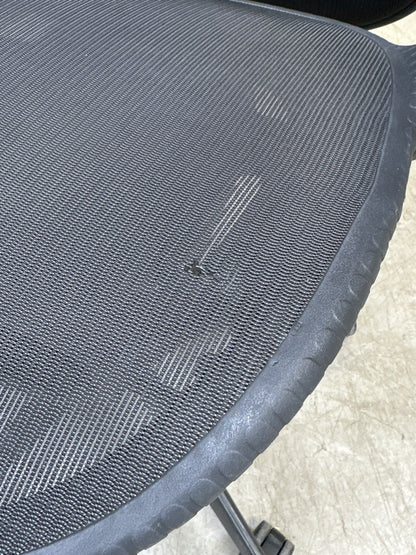 Mirra 2 kontorstol fra Herman Miller, svart