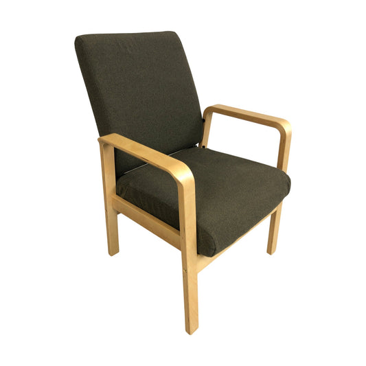Zeta lenestol fra VAD, brungrønt stoff, høy rygg