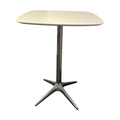 Barbord fra EFG, hvit plate, krom understell, 90x90 cm, 110 cm høy