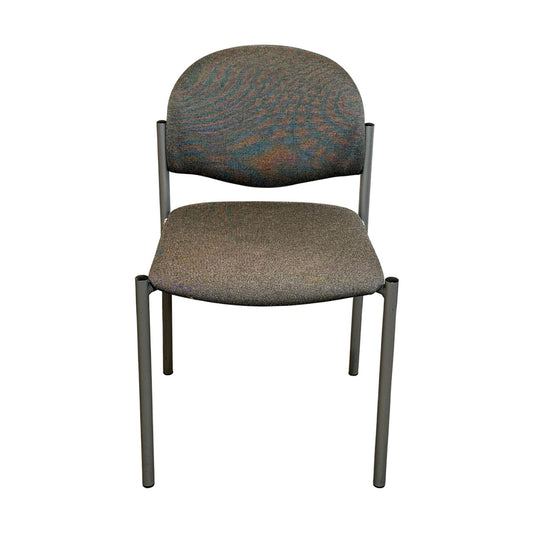 Møtestol i grå tekstil