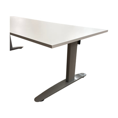 Elektrisk hev/senk skrivebord med helt ny bordplate, 200x80cm