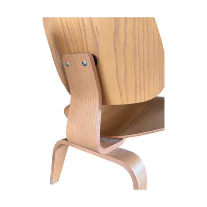 Plywood Group LCW lenestol fra Vitra