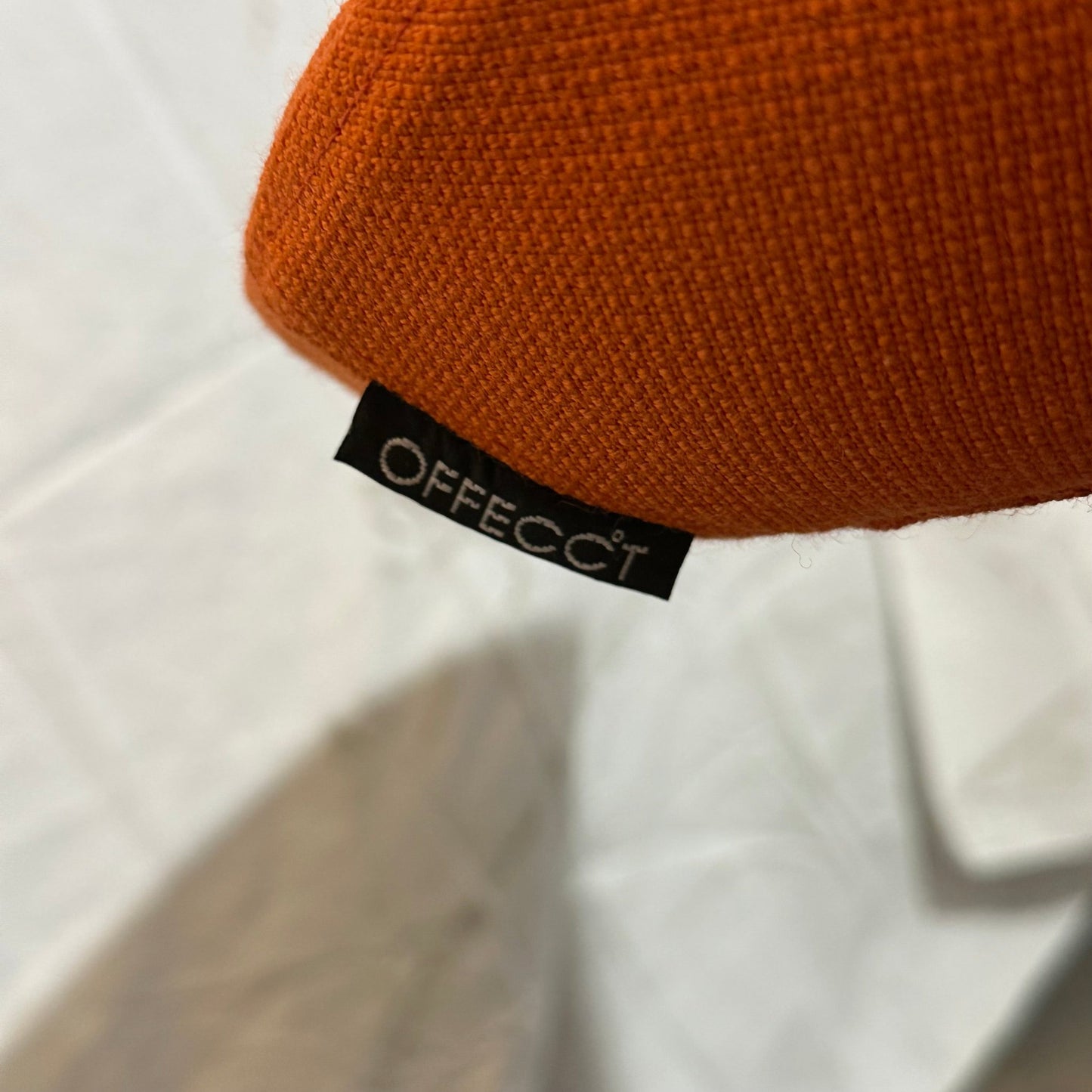 Ezy barstol fra Offecct, rød, 85 cm høy