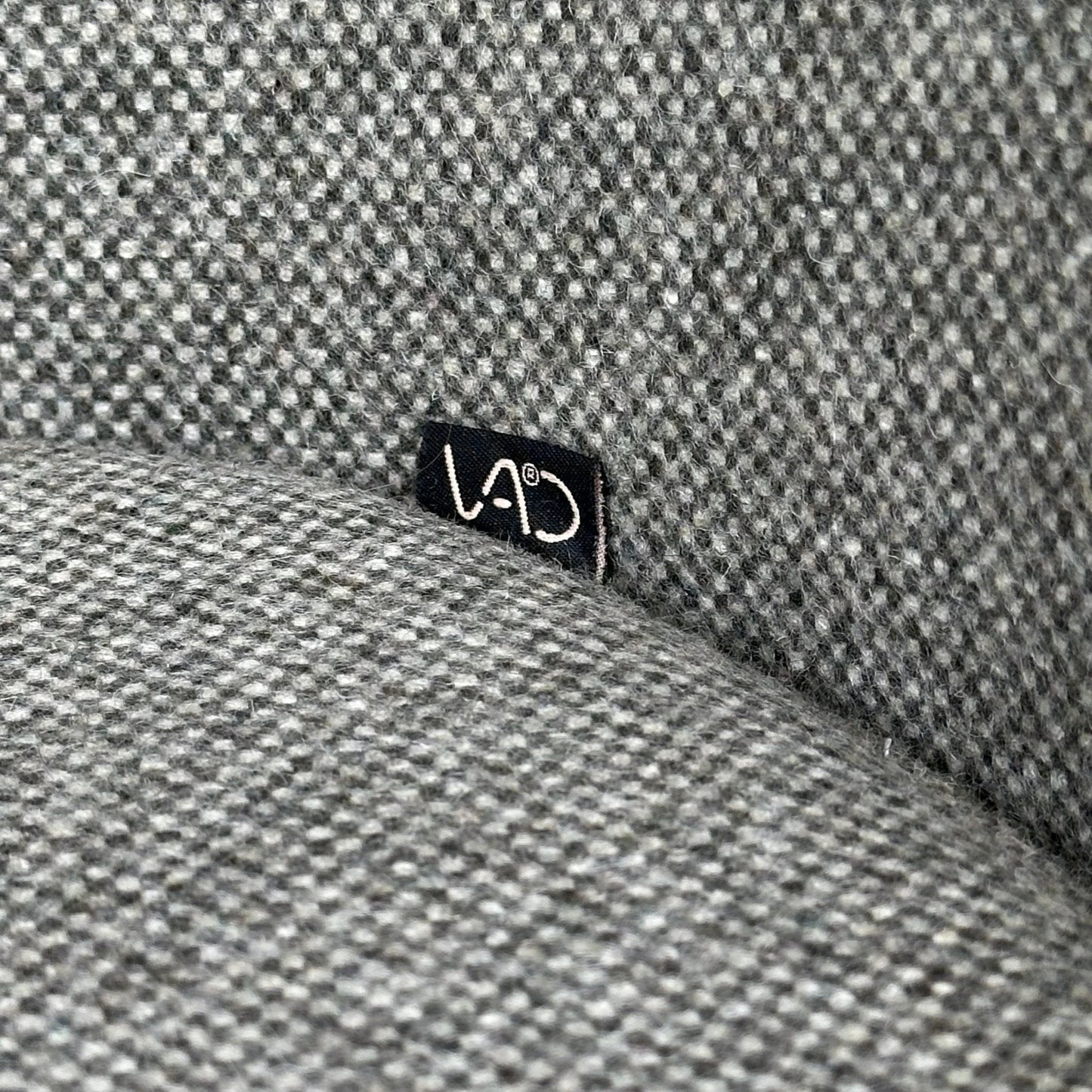 Alma spisestol fra VAD, grå